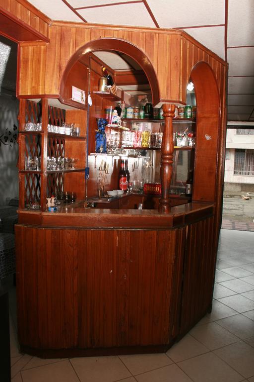 Hostal Monarca Medellín Extérieur photo