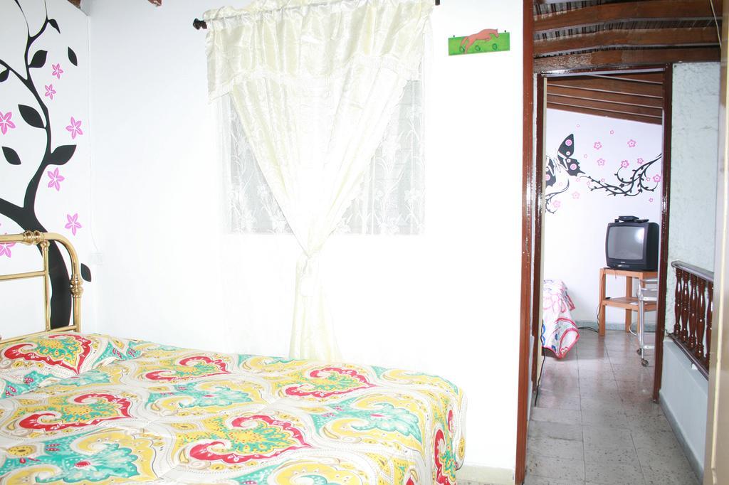 Hostal Monarca Medellín Chambre photo